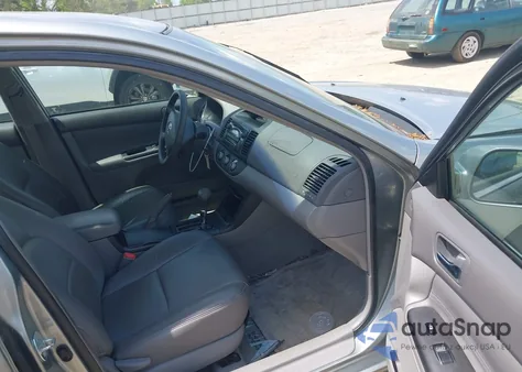 2005 Toyota Camry Le from USA, damaged, VIN 4T1BE30K65U617024